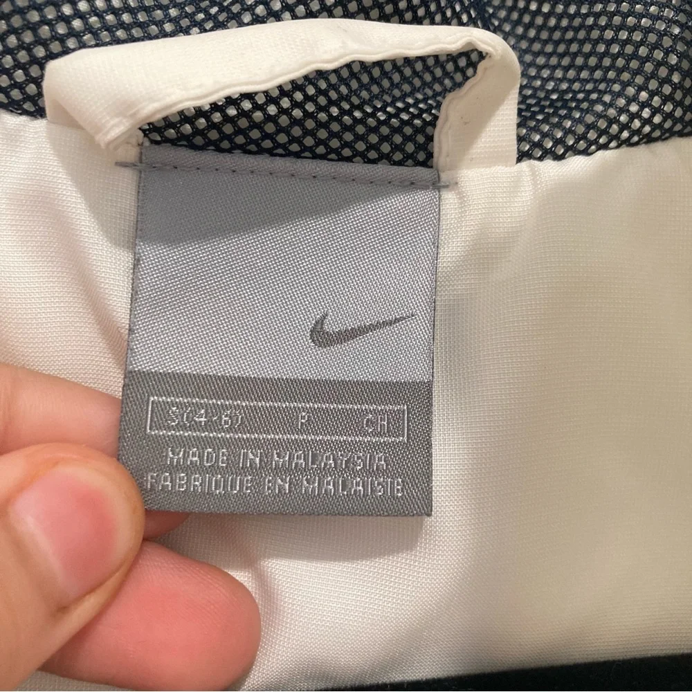 Nike Women’s Windbreaker